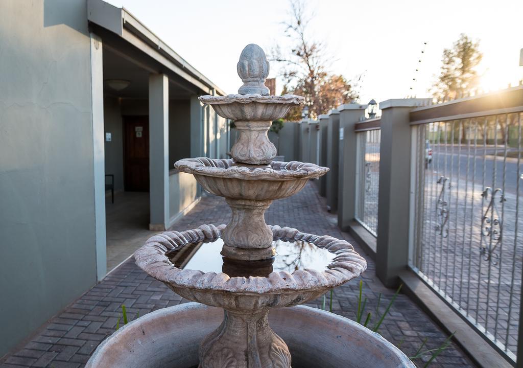 Postmasburg D Olive Rose Boutique Hotel Exterior foto